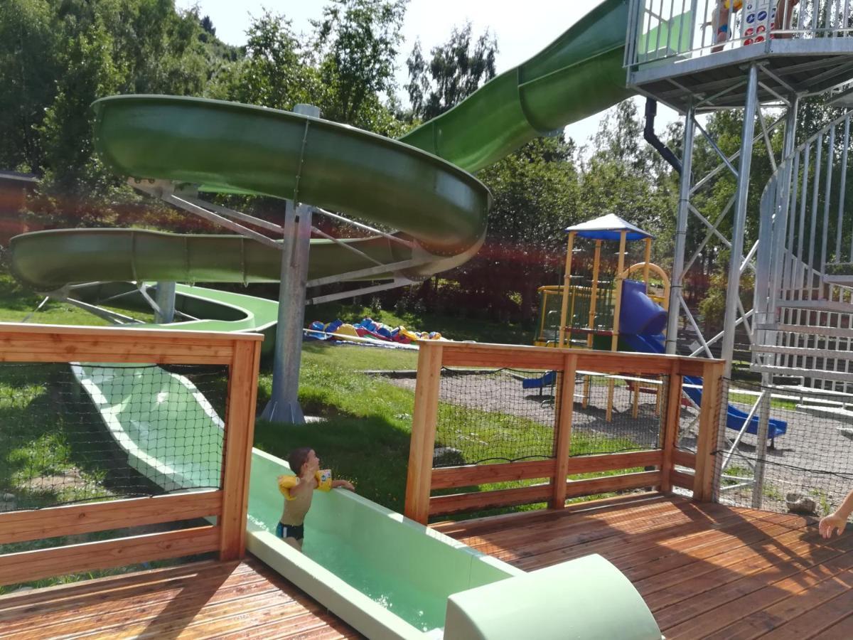 Camping Les Vernieres La Bourboule Sancy מראה חיצוני תמונה