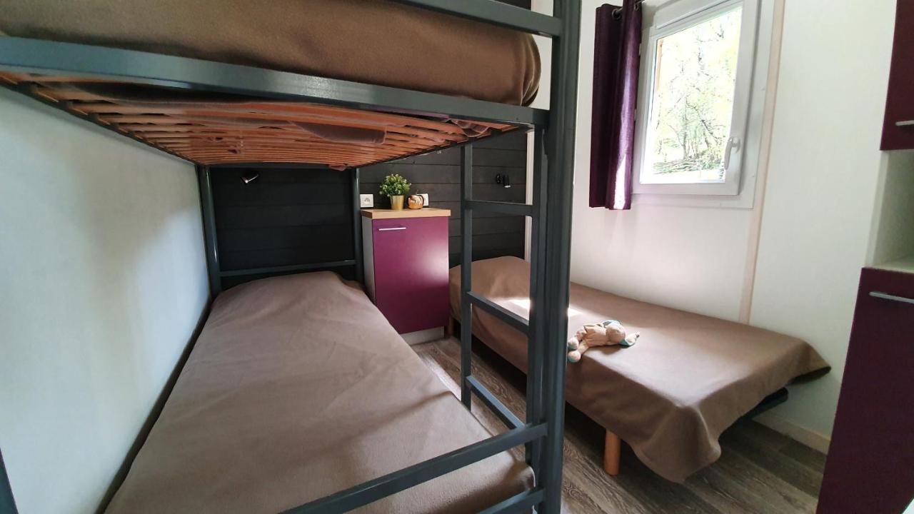 Camping Les Vernieres La Bourboule Sancy מראה חיצוני תמונה